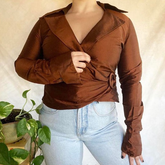 Areli | y2k silk wrap top • size 8 / M - Picture 1 of 4